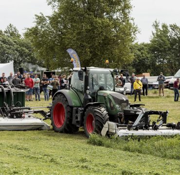 Praūžė SaMASZ šienavimo technikos diena